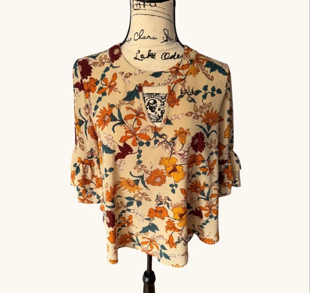 Urban Romantics Boho Floral Keyhole Blouse Medium Bell Sleeve Tops Cream Orange